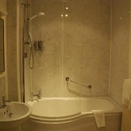 Hotel Heworth Court 3*