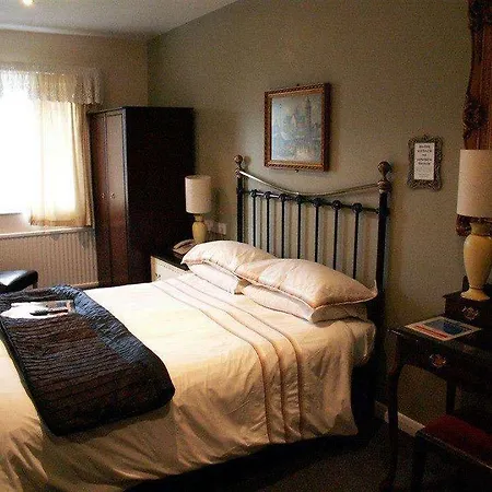 Heworth Court Hotel 3*