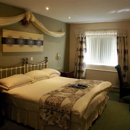 Heworth Court