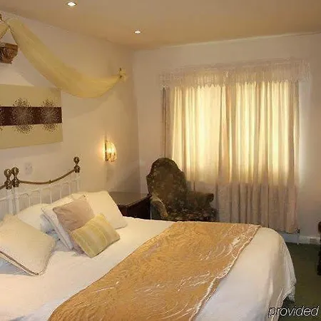 Heworth Court Hotel 3*